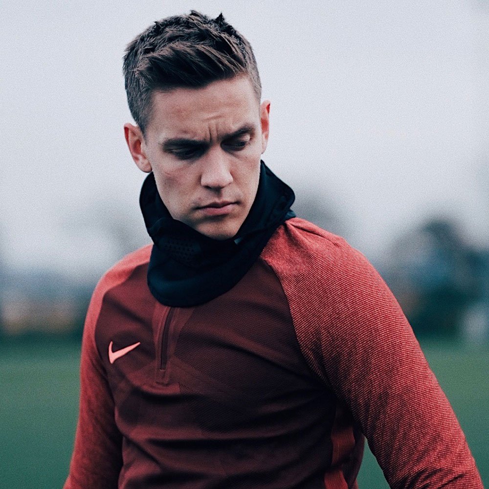 Soccer online snood nike